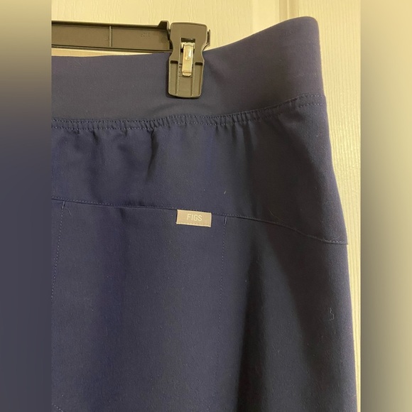 NWT Figs High Waisted Isabel Wide Leg Navy Scrub Pants Size XXL Tall - Picture 13 of 15